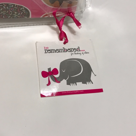 Thirty-One includes 31 Ass’d Greeting Cards NIP - Picture 2 of 8